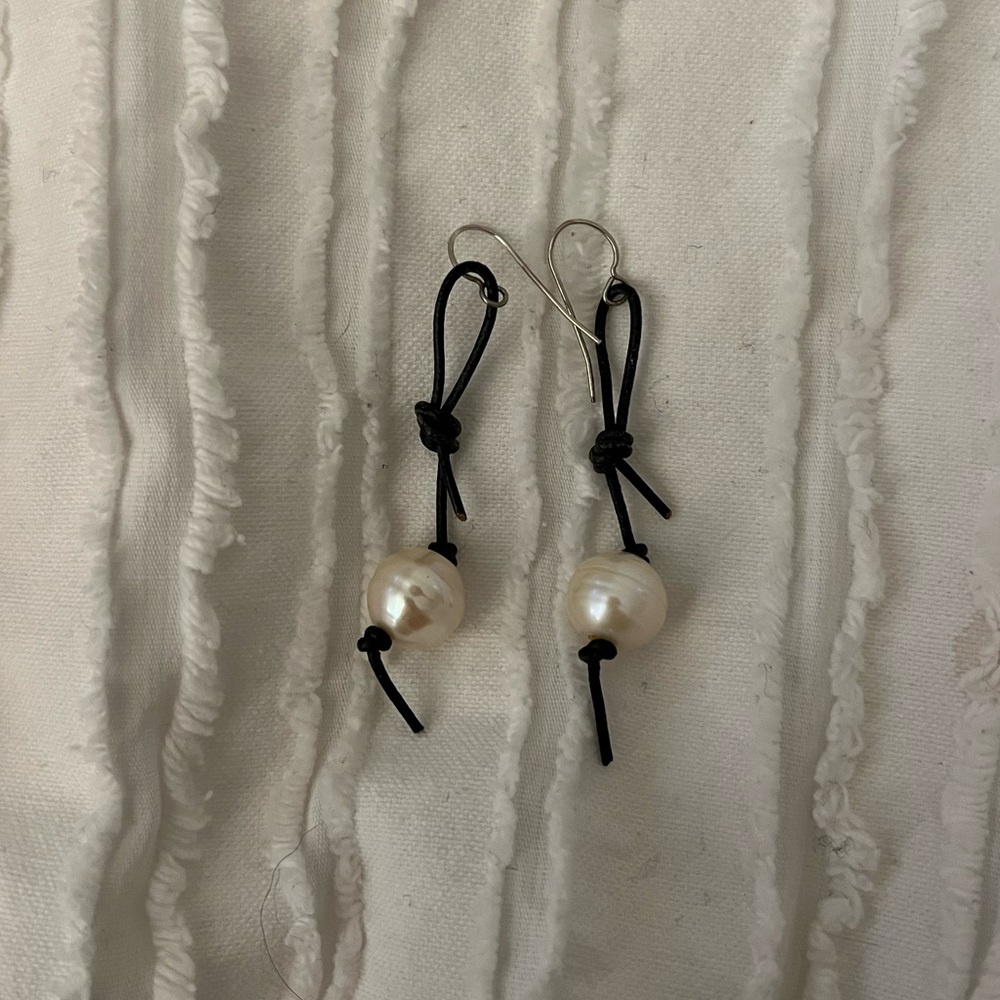 Freshwater Pearl Earrings